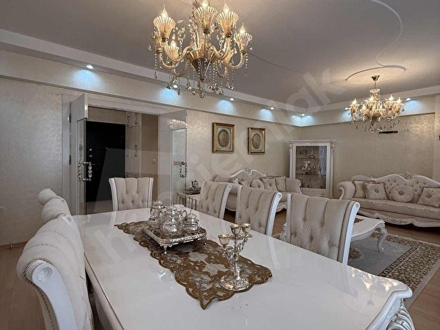 GÜVENEVLERDE ULTRA LÜX 4+1 FULL BAKIMLI GÖBEK KAT DAİRE - Görsel 15