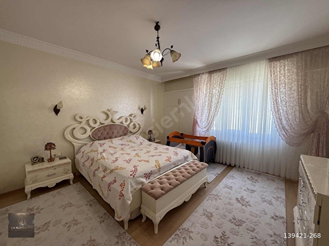 GÜVENEVLERDE ULTRA LÜX 4+1 FULL BAKIMLI GÖBEK KAT DAİRE - Görsel 10