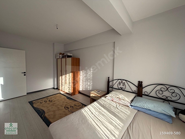 ALAÇATIDAN YBÜ YAKINI 1.KATTA FULL EŞYALI KİRALIK 1+1 DAİRE - Görsel 18