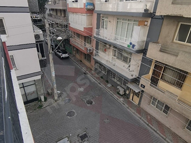 9 EYLÜL EMLAK YALI MAH.BOSTANLI YAKINI KÖŞE ARA KAT 3+1 KİRALIK DAİRE - Görsel 7