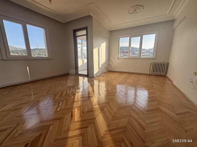 İNÖNÜ MAHALLESİNDE ARAKAT 2+1 ÇİFT BALKONLU SATILIK DAİRE - Görsel 2
