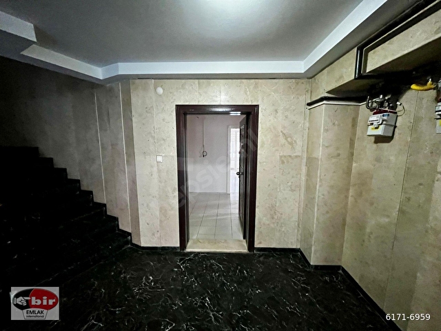 BİRDEN CEVİZLİDEREDE İŞ MERKEZİNDE 2+1 KİRALIK OFİS