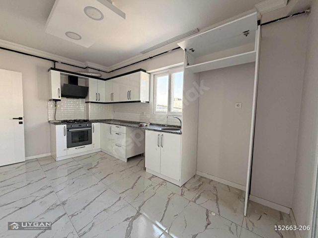 TORBALI MAH. 3+1 140m² HAVUZLU SİTE İÇERİSİ İZBAN DİBİ DAİRE - Görsel 4