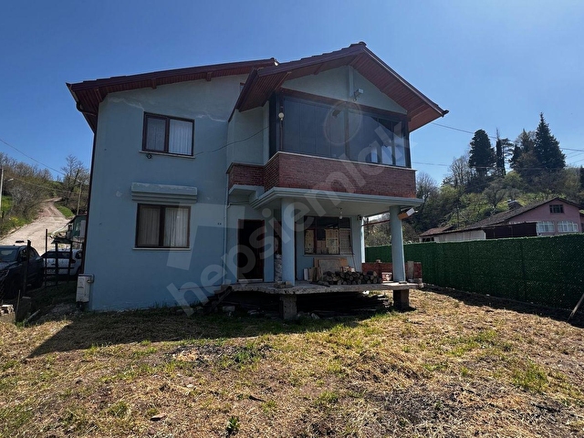 KOCAELİ GÖLCÜK ÜMMİYE KÖYÜ SATILIK BAHÇELİ MÜSTAKİL EV