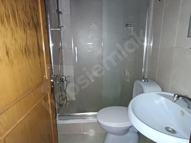 Sultan Selim Mahallesinde kiralık 2+1 daire - Görsel 13