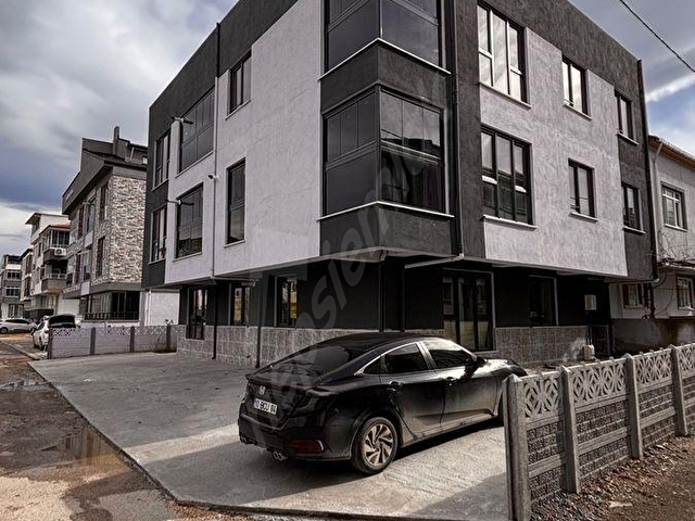 GÜNDOĞDU MAH. HASTANEYE YÜRÜME MESAFESİNDE SIFIR 2+0 KİRALIK - Görsel 12