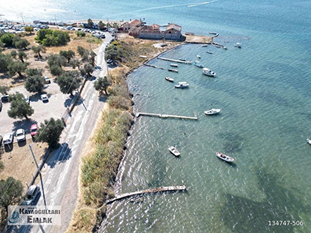 Ayvalık Özkayaoğulları emlak sahilkent Mh satılık villa