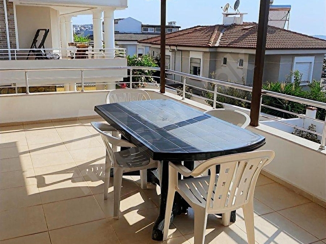 ÇEŞME ÇİFTLİKKÖYDE FULL EŞYALI,DENİZ MANZARALI KİRALIK YAZLIK - Görsel 15