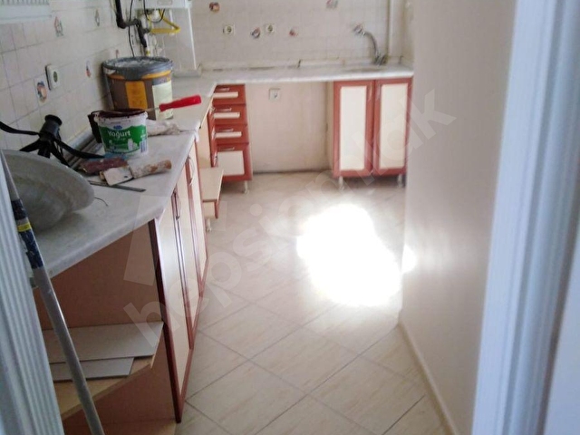 Bağlar CD’sinde 3+1 katta ön cepe ferah ve güneş alan yapılı daire. - Görsel 5