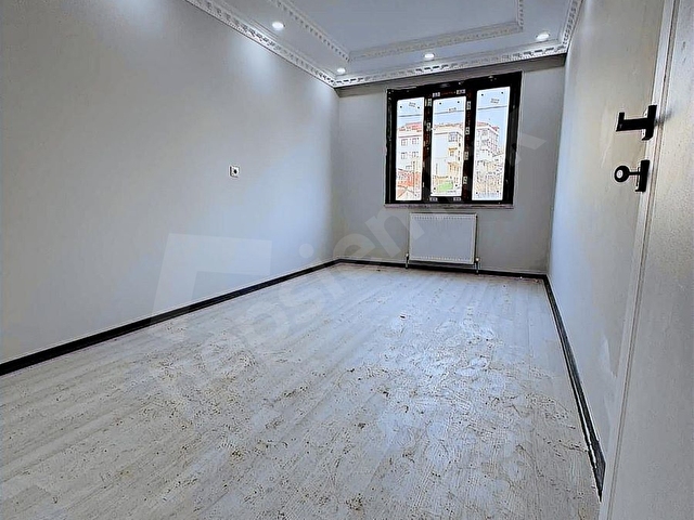 ARNAVUTKÖY KARLIBAYIR MAH.SATILIK KULLANIŞLI 2+1 100M2 1.KAT - Görsel 28
