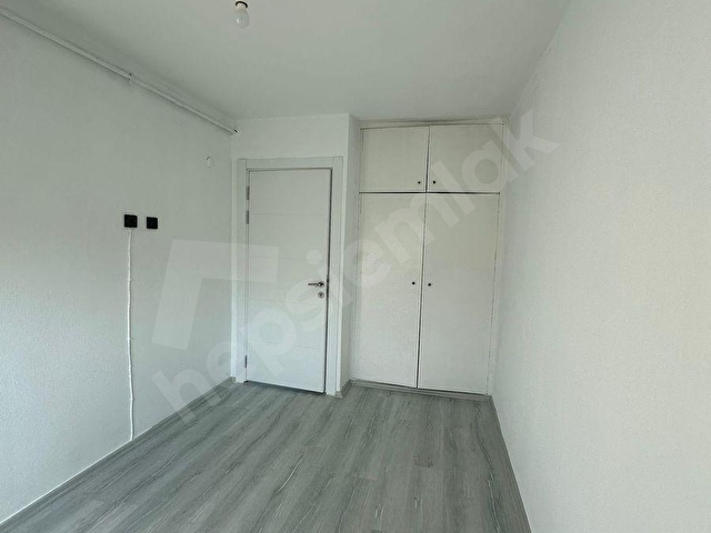 Bornova Süvari Caddesinde Satılık 2+1 Yatırımlık Daire - Görsel 9
