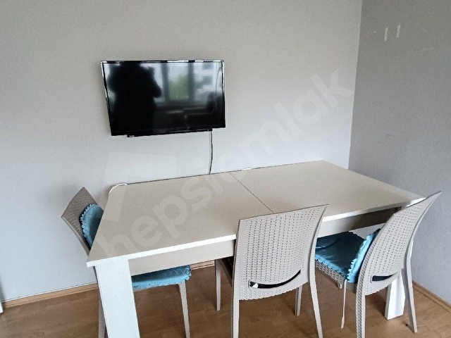 L. UYGULAMA OTEL YANI FULL EŞYALI 2+1 3.KAT KOMBİLİ TEMİZ FERAH DAİRE - Görsel 4