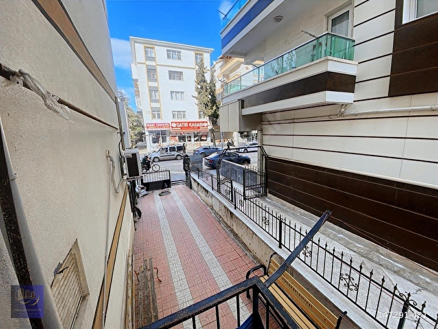 BOSNA CADDESİ ÜZERİNDE HARİKA KONUM 2+1 YÜKSEK GİRİŞ GENİŞ DAİRE - Görsel 27