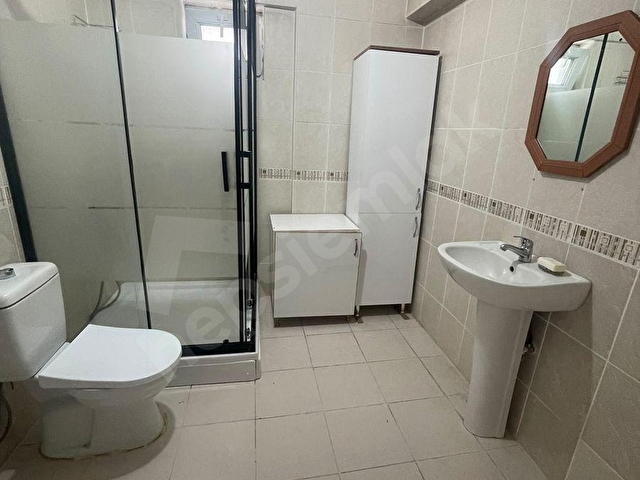 POLAT LİVEDAN İLKYERLEŞİM MAHALLESİNDE 135M2 EBEVEYN BANYO 3+1 - Görsel 18