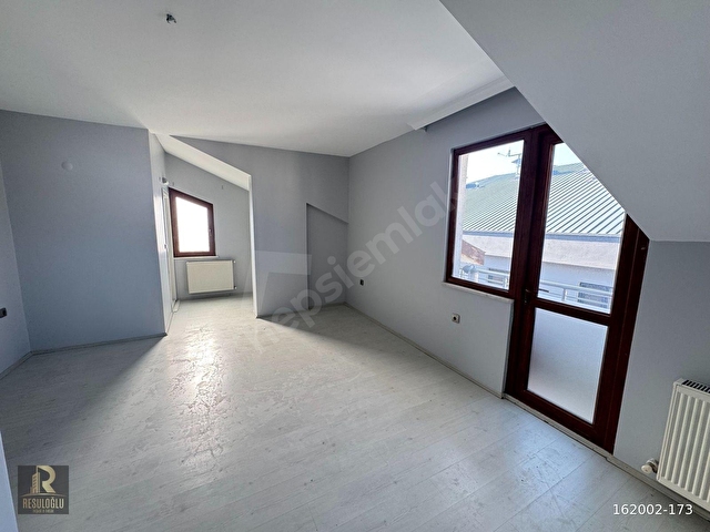 RESULOĞLU EMLAKTAN AKYAZIDA SAHİLE YAKIN GENİŞ 3+1 DAİRE - Görsel 25