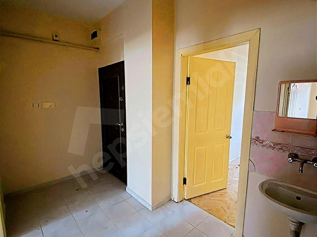 ÇIRAĞAN EMLAKTAN KIRIM CADDESİ ARASINDA ÇİFT CEPHE 2+0 DAİRE - Görsel 15