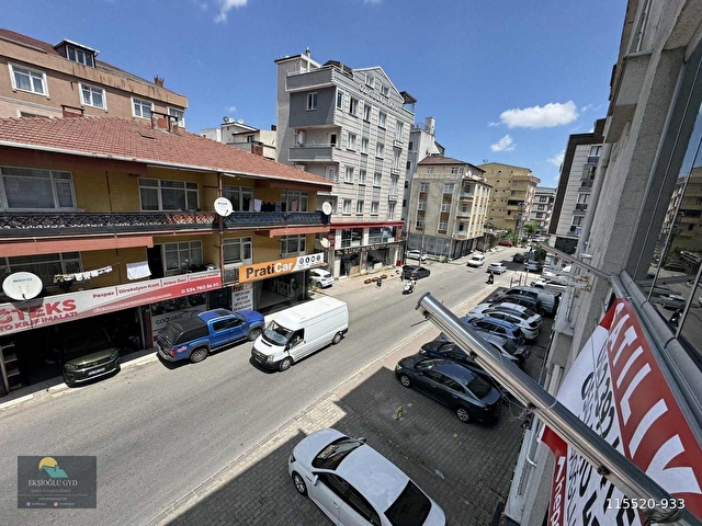 Katında Tek Ve Köşe Daire (Arakat) 2+1 90 m2 Satılık Daire - Görsel 3