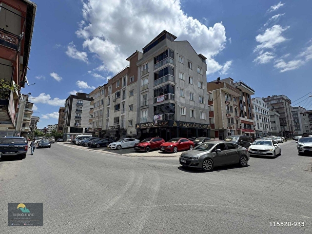 Katında Tek Ve Köşe Daire (Arakat) 2+1 90 m2 Satılık Daire - Görsel 2