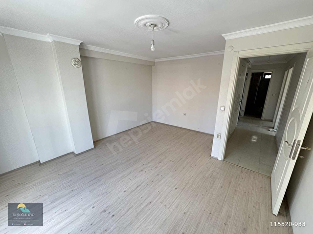 Katında Tek Ve Köşe Daire (Arakat) 2+1 90 m2 Satılık Daire - Görsel 12