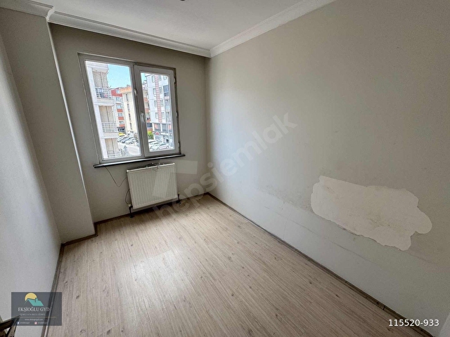 Katında Tek Ve Köşe Daire (Arakat) 2+1 90 m2 Satılık Daire - Görsel 18