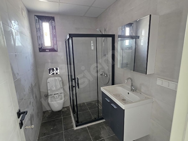 MUMCULARDA ANA CADDE ÜZERİ KİRALIK OFİS BÜRO İŞ YERLERİ - Görsel 7