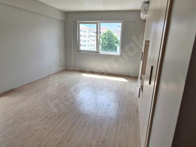 NİLÜFER 29 EKİM MAH ARKAT-4 KONUTLARINDA KİRALIK 1+1 DAİRE - Görsel 4