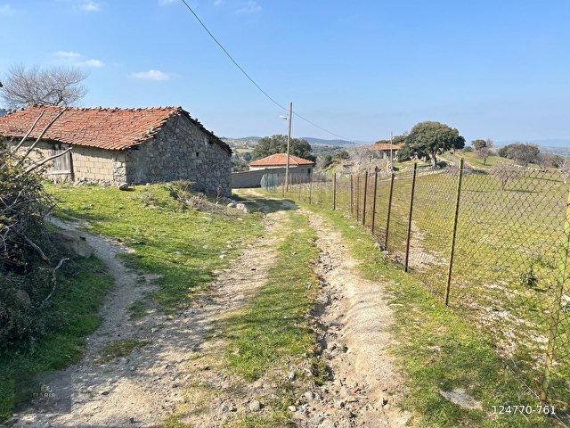ÇANAKKALE EZİNE SARPDERE KÖYÜNDE SATILIK BÜYÜK ARAZİ - Görsel 16