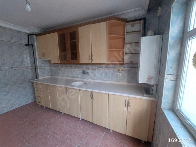 AKTEPE GAYRİMENKULDEN 30 AĞUSTOS MAH 3+1 KATTA  SATILIK DAİRE BOŞ ŞUAN - Görsel 5