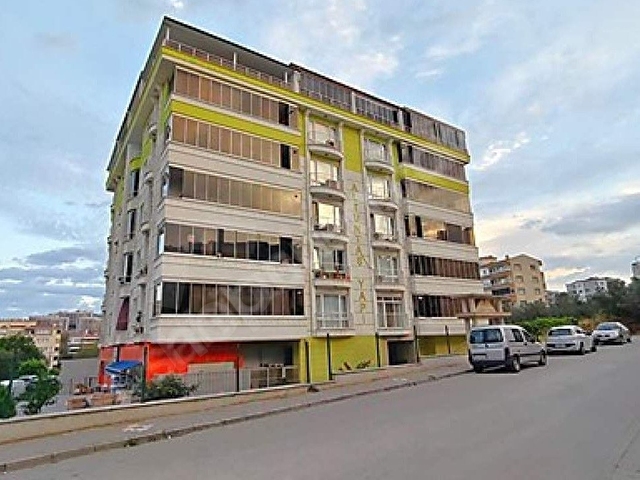 GÜZELYALI SİTELER MAH.SİTE İÇERSİNDE 2,5+1 GENİŞ VE YENİ DAİRE - Görsel 5