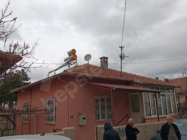 Çömlekçi mahallesi vatan market civarı müstakil masrafsız ev - Görsel 2