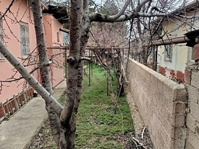 Çömlekçi mahallesi vatan market civarı müstakil masrafsız ev - Görsel 4