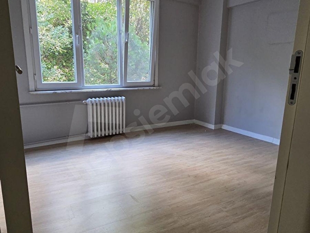 Ali Obuzdan Zorlu Yakını Levazımda Satılık Ferah Daire - Görsel 8