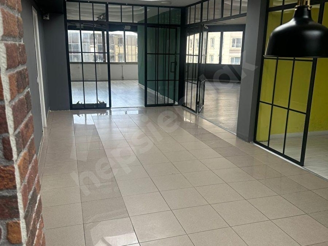 İZMİR ALSANCAK ŞAİR EŞREF BULVARINDA 380 M2 KİRALIK OFİS - Görsel 15