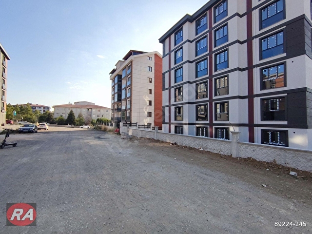 SİLİVRİ YENİ MH. MERKEZİ KONUMDA YATIRIMA UYGUN ARA KAT 1+1 - Görsel 4