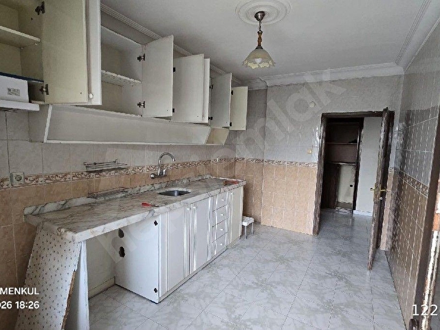 MERSİN OSMANİYE MAHALLESİNDE FIRSAT 3+1 ARA KAT SATILIK DAİRE - Görsel 6