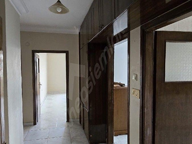 MERSİN OSMANİYE MAHALLESİNDE FIRSAT 3+1 ARA KAT SATILIK DAİRE - Görsel 29