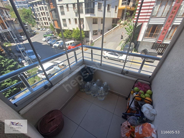 METRO YAKINI NECATİBEY CADDESİNDE 3 CEPHESİ AÇIK EBEVEYN BANYO
