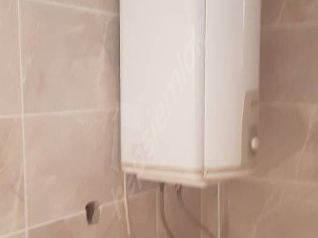 SİTEDE 2+1 AİLE APARTMANI GÜNEŞ ALAN FERAH VE GENİŞ ,MASRAFSIZ DAİRE - Görsel 12