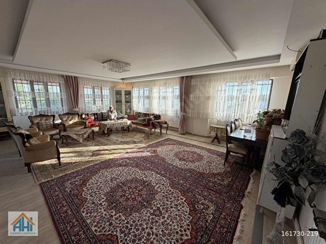 ZEYTİNLİDE DOĞAYLA İÇ İÇE BAĞ EVİ MEYVE BAHÇESİ VE ZEYTİNLİK - Görsel 11