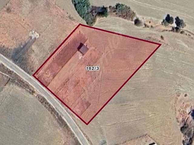 KARGAKEKEÇ YOL ÜZERİ 675 M2 ÇEVRİLİ YERİMİZ SATILIK - Görsel 2