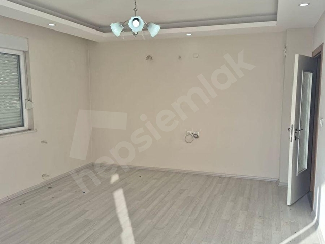 USTA GAYRİMENKULDEN SATILIK TEMİZ 2+1 DAİRE - Görsel 12