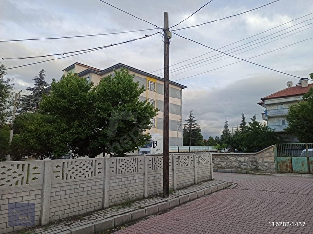 SILAM EMLAKTAN SAHİPATA MAH. 3+1 SATILIK ARAKAT DAİRE - Görsel 24