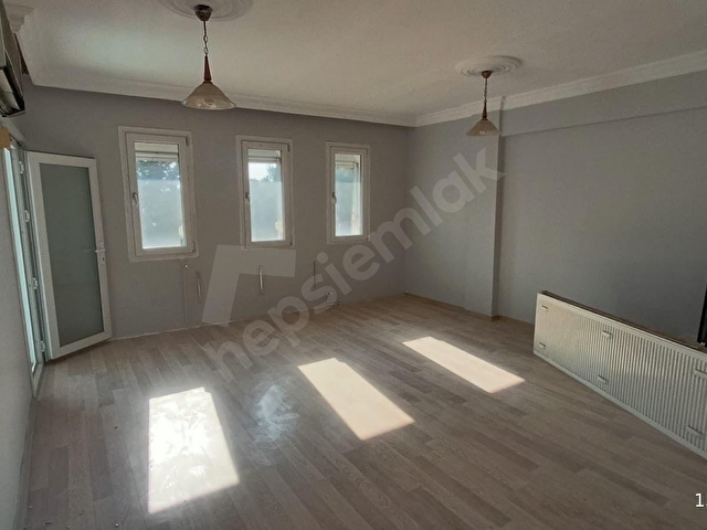 DOĞALGAZLI,ŞÖMİNELİ 130 M2 ,MANZARALI,3 ODA 1 SALON, KOŞU YOLU - Görsel 15