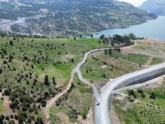 DAP QUALİTYDEN SORGUNDA BARAJA YAKIN 1.700m2 SATILIK ARSA/TARLA - Görsel 3