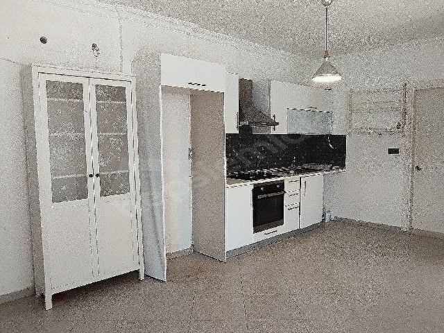 Bodrum Türkkuyusu’nda Merkezi Konumda Kiralık 2+1 Üst Kat Daire