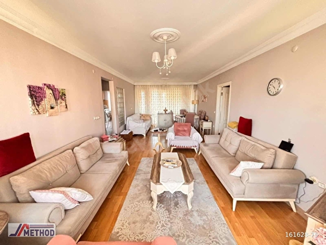BAHÇEŞEHİR ESENKENT KAMELYA EVLERİNDE 108m2 SATILIK 3+1DAİRE - Görsel 4