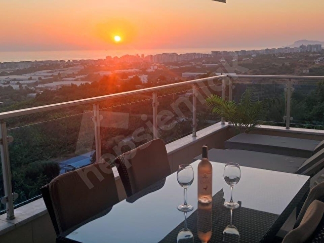 ALANYA KARGICAK DENİZ MANZARALI ULTRA LÜKS 2+1 DAİREMİZ.    MY CİTY GROUP