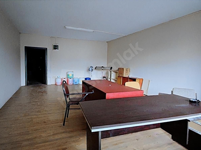 Kaynarca Merkezde E5 Cepheli İşmerkezinde Kiralık Ofis - Görsel 10