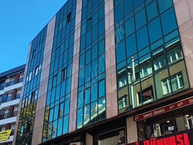 Kaynarca Merkezde E5 Cepheli İşmerkezinde Kiralık Ofis - Görsel 7