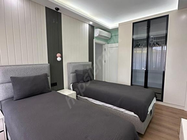 KUŞADASI AVM BÖLGESİNDE ULTRA LÜKS KİRALIK 4+1 MÜSTAKİL VİLLA - Görsel 19